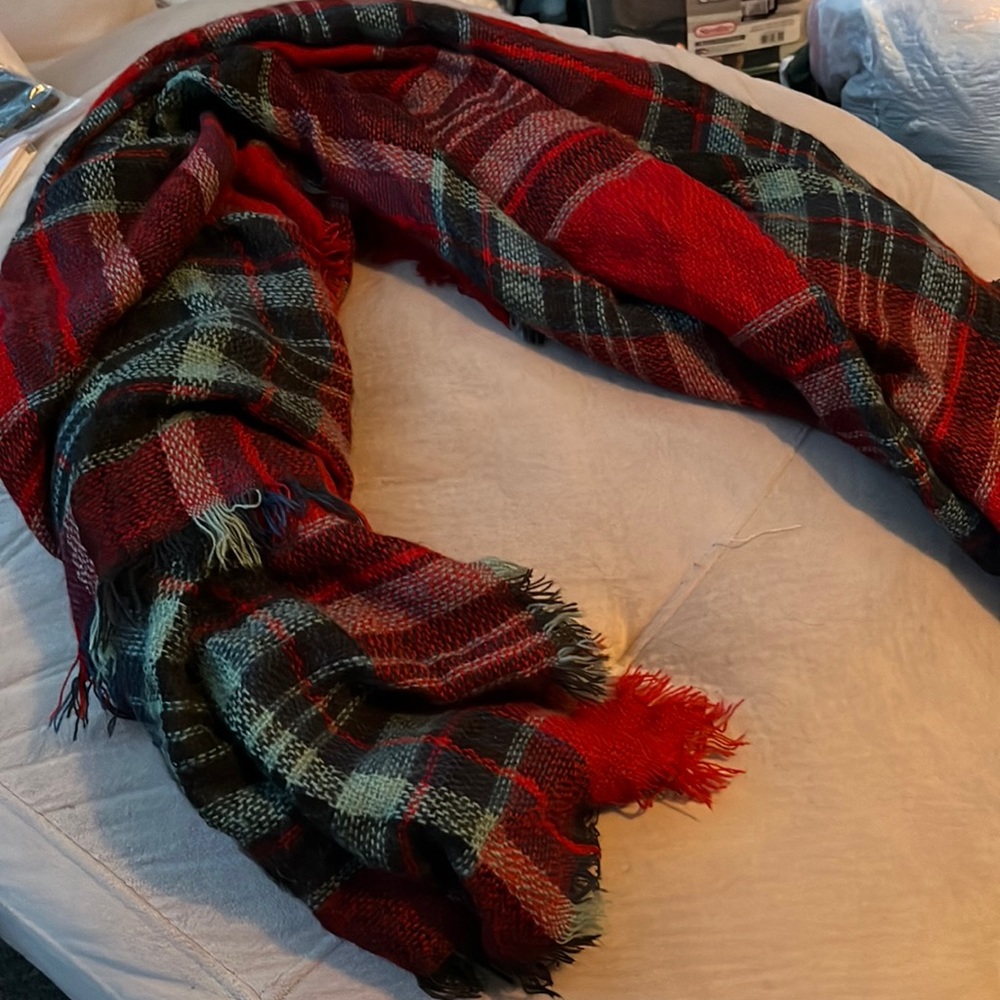 scarf/wrap